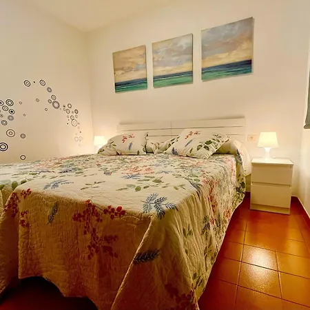 Apartamento Con Excelente Localización Y Vistas Al Mar